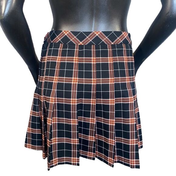 H&M Divided Plaid Mini Skirt Womens Size 6 Side Zip Closure Pleated - Picture 3 of 6